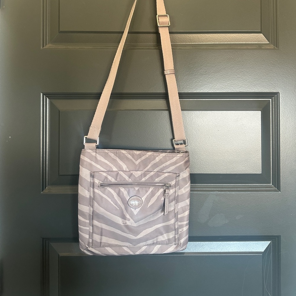 Coach Devin Zebra pattern nylon Getaway Crossbody File Bag F77541 Gray